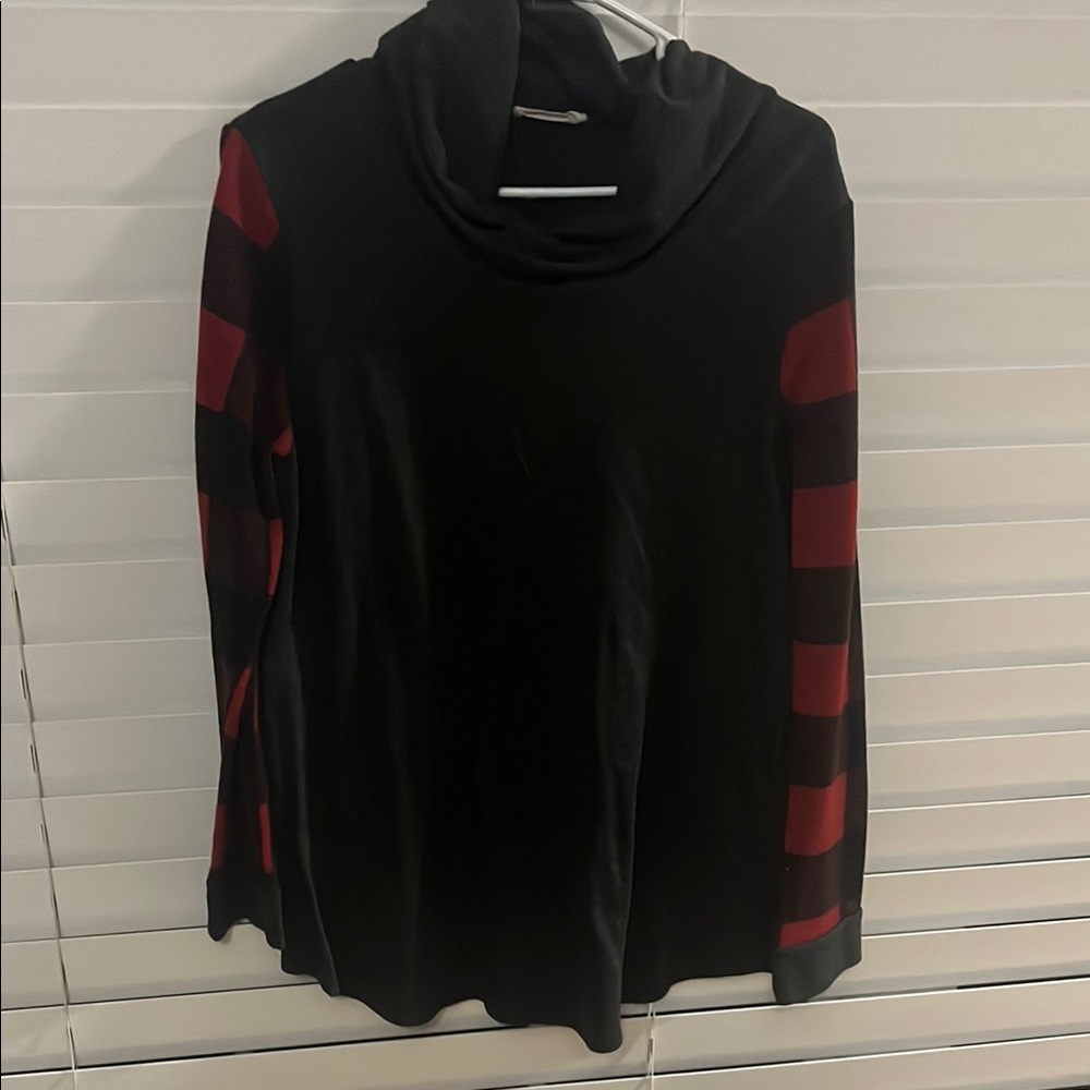 Chic Black and Red Striped Sleeve Top